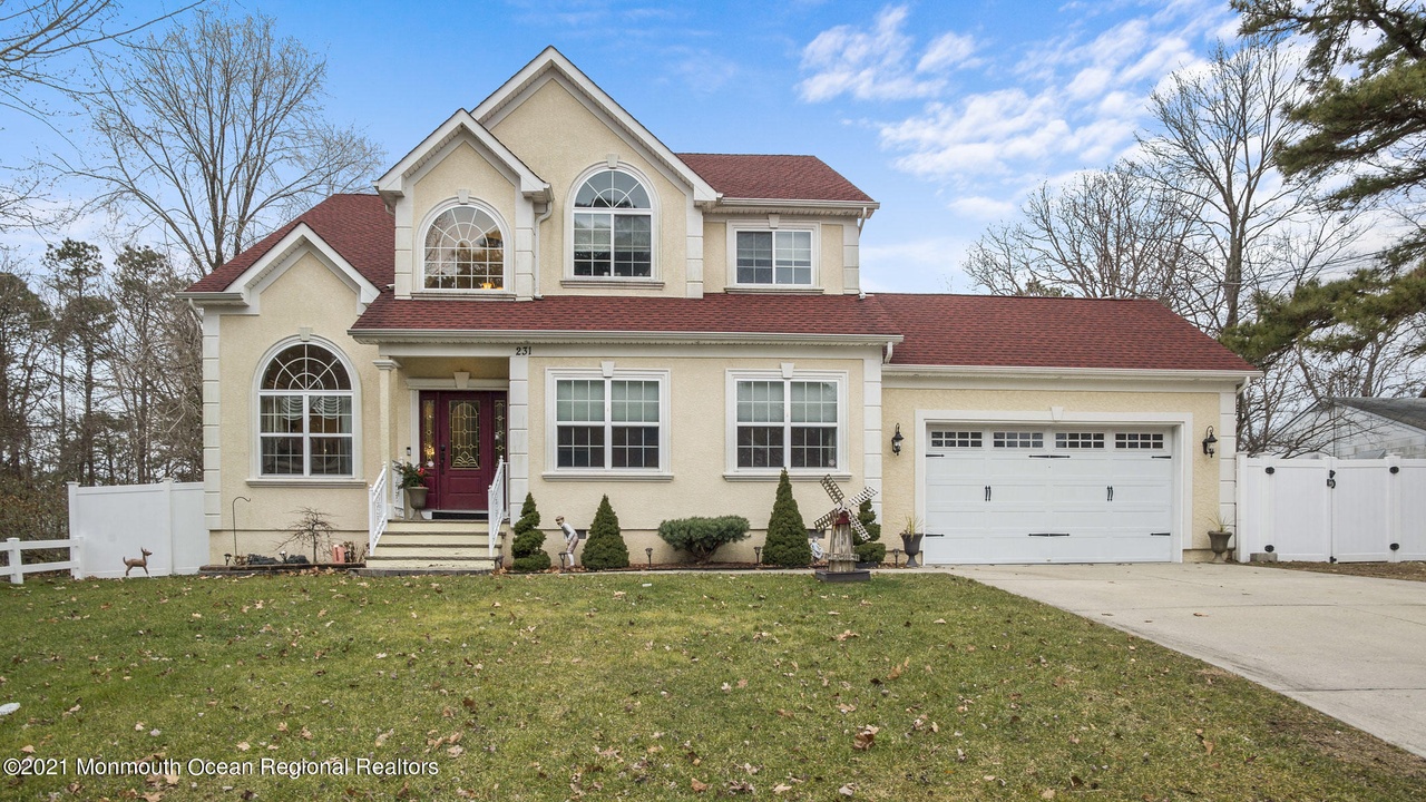 Home at 231 Savannah Rd